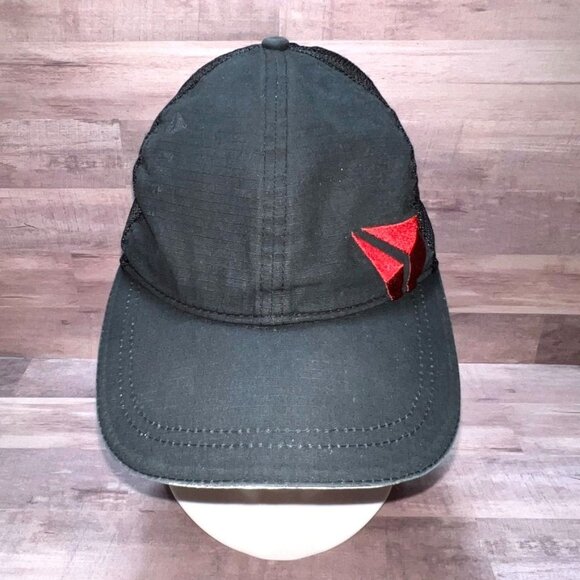 Delta Airlines Black Mesh Trucker Hat With Red Embroidered Logo Adjustable Back - Picture 1 of 9
